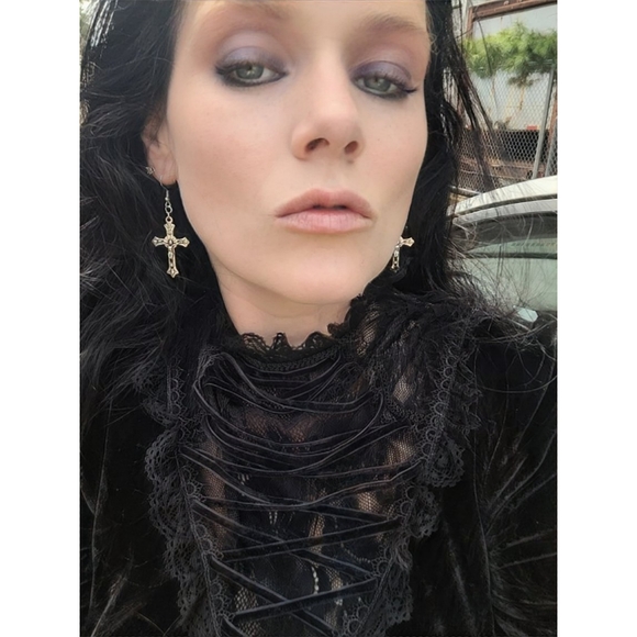 FREE WITH $50+ PURCHASE!!! NWOT Crucifix Earrings Handmade - Picture 5 of 7